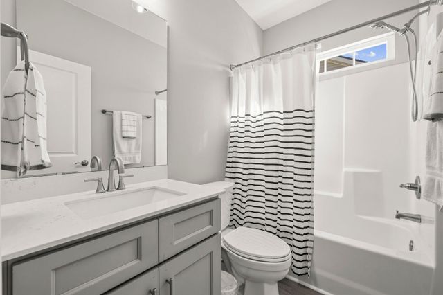 808 Twickenham Loop, Longs, SC 29568