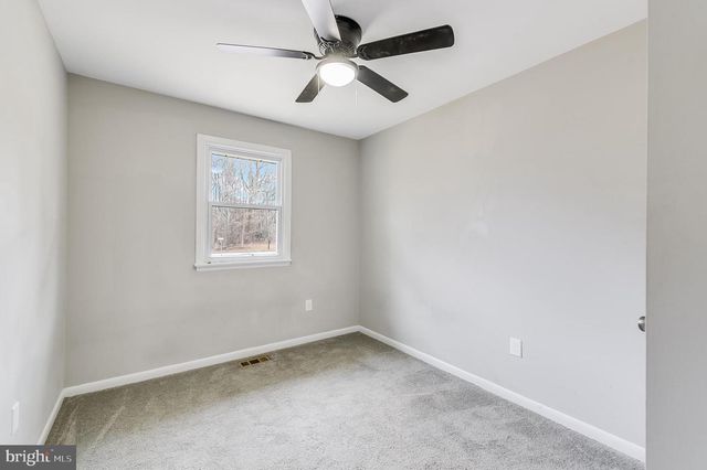 9234 WOODCREEK CT, Parkville, MD 21234