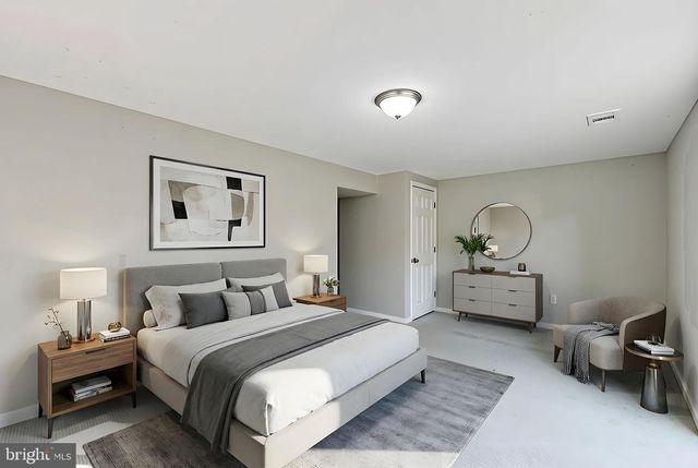 9234 WOODCREEK CT, Parkville, MD 21234