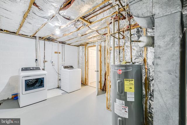 9234 WOODCREEK CT, Parkville, MD 21234