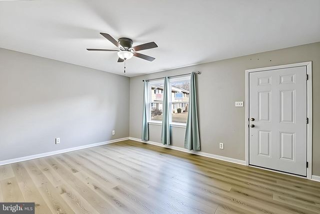 9234 WOODCREEK CT, Parkville, MD 21234