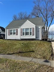 178 Mission Drive, Akron, OH 44301