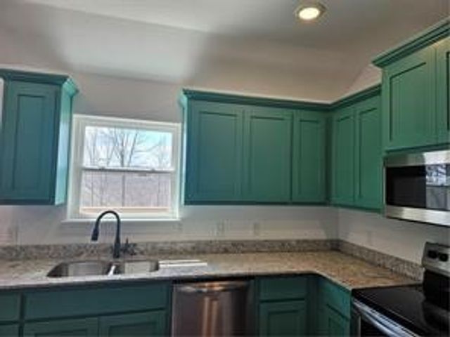 28 Spalding Drive, Bella Vista, AR 72714