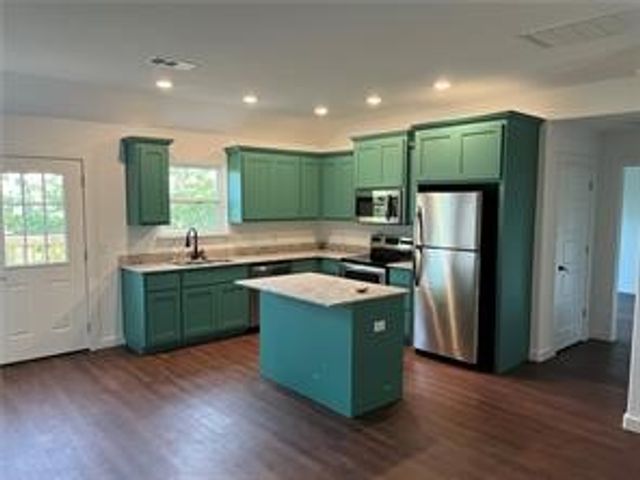 28 Spalding Drive, Bella Vista, AR 72714