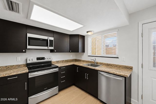 9830 S 48TH Way 4, Phoenix, AZ 85044