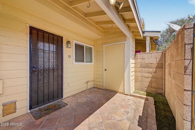 9830 S 48TH Way 4, Phoenix, AZ 85044