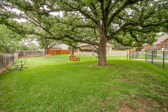 117 Countryside Court, Weatherford, TX 76087