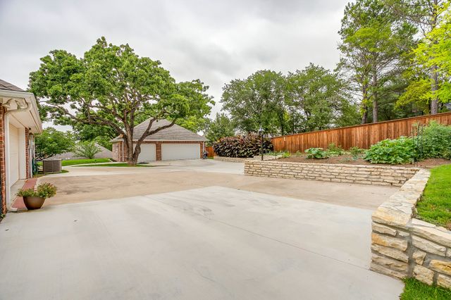 117 Countryside Court, Weatherford, TX 76087