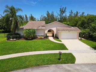 19621 SW 78th Ct, Cutler Bay, FL 33189