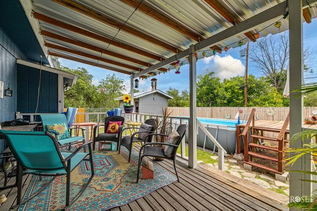 211 Murphy Avenue, Sonora, TX 76950