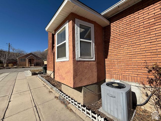 73 GARDEN ST, Helper, UT 84526