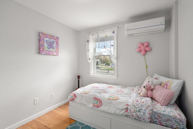 42 Eagle Dr, Dudley, MA 01571