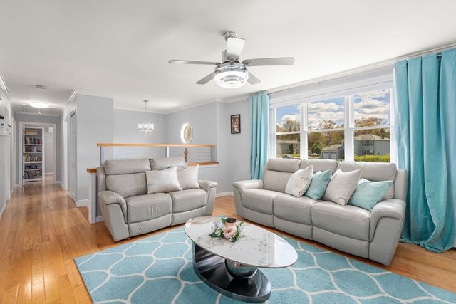 42 Eagle Dr, Dudley, MA 01571