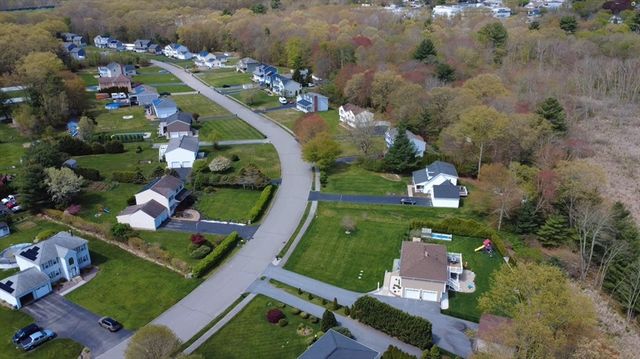 42 Eagle Dr, Dudley, MA 01571
