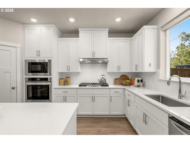12660 Sw MOORHEN Way, Beaverton, OR 97007