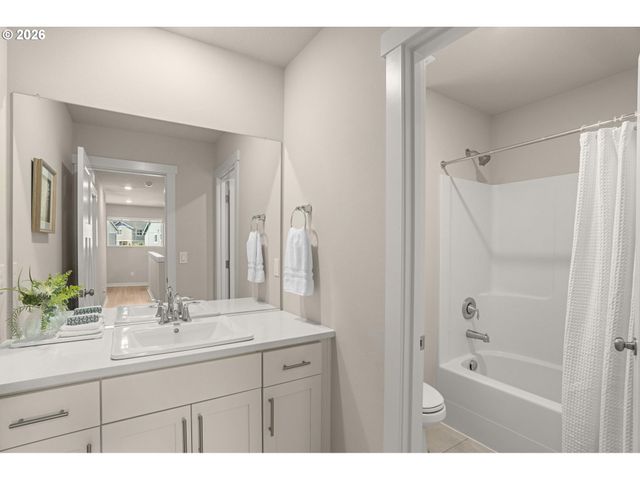 12660 Sw MOORHEN Way, Beaverton, OR 97007