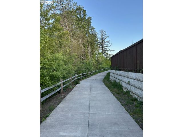 12660 Sw MOORHEN Way, Beaverton, OR 97007
