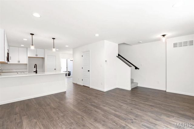 308 Fall Harvest Parkway, O'fallon, MO 63385