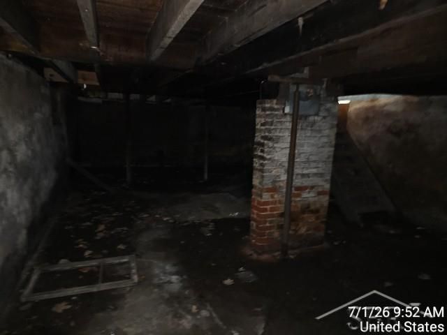 810 Crapo Street, Flint, MI 48503