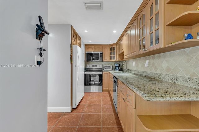 14382 SW 97th Terrace, Miami, FL 33186