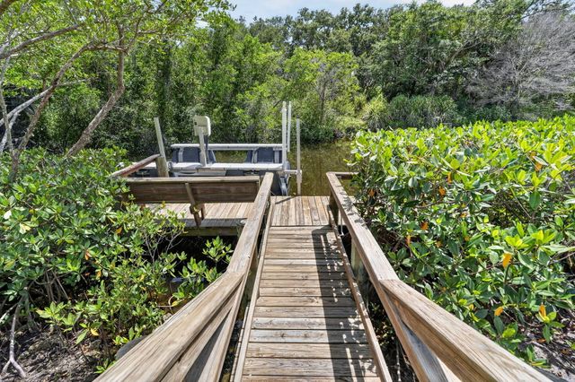 18246 RIVER OAKS Circle, Jupiter, FL 33458