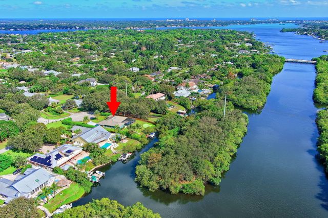 18246 RIVER OAKS Circle, Jupiter, FL 33458