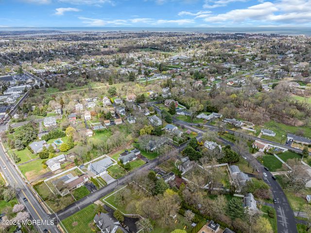 8 Woolley Place, West Long Branch, NJ 07764