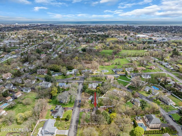 8 Woolley Place, West Long Branch, NJ 07764