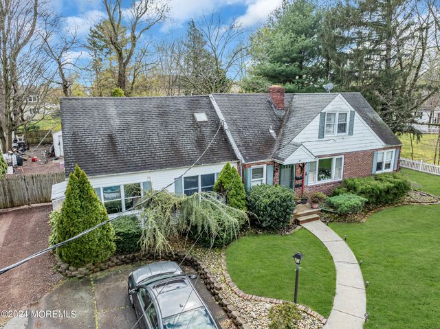 8 Woolley Place, West Long Branch, NJ 07764