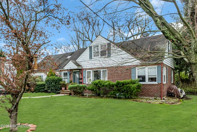 8 Woolley Place, West Long Branch, NJ 07764