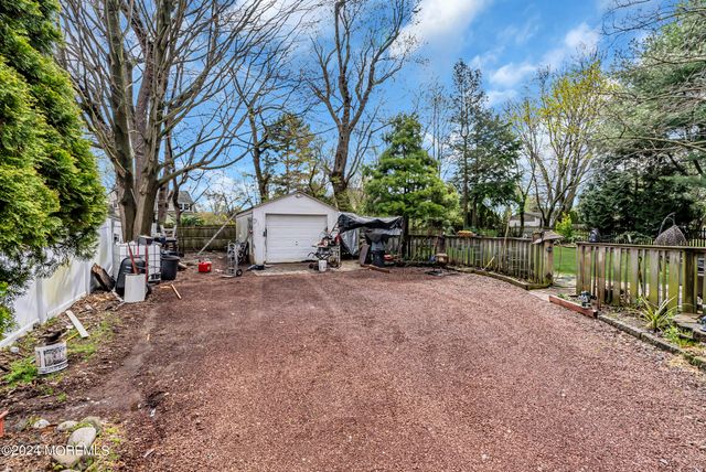 8 Woolley Place, West Long Branch, NJ 07764