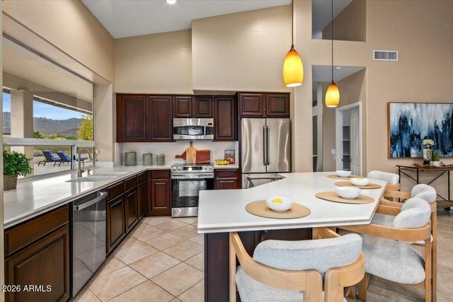 9294 E PALM TREE Drive, Scottsdale, AZ 85255