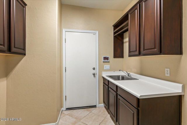 9294 E PALM TREE Drive, Scottsdale, AZ 85255