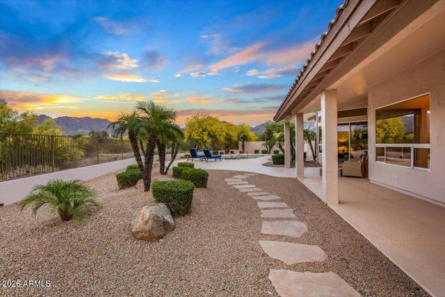 9294 E PALM TREE Drive, Scottsdale, AZ 85255