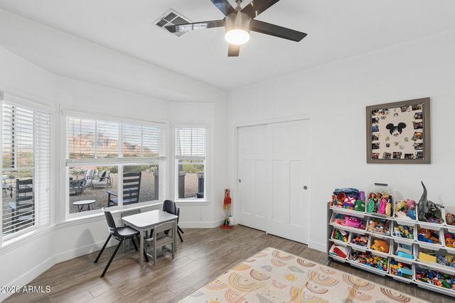 203 E SADDLE BUTTE Street, Apache Junction, AZ 85119