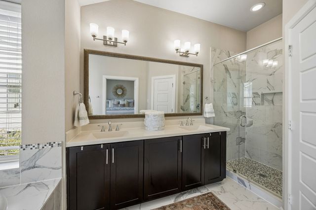 5186 Garrett Stream Court R, Dallas, TX 75206