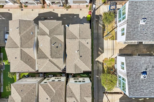 5186 Garrett Stream Court R, Dallas, TX 75206