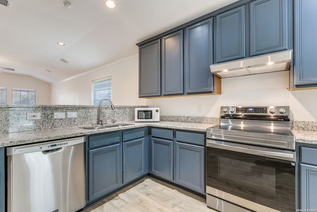 140 Eagle Vail, San Antonio, TX 78258