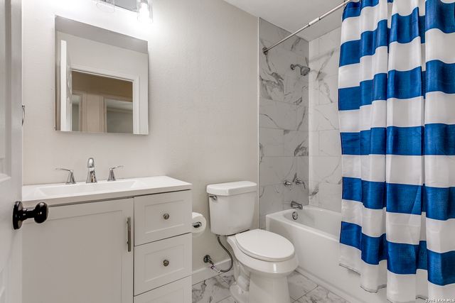 140 Eagle Vail, San Antonio, TX 78258