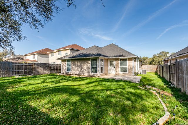 140 Eagle Vail, San Antonio, TX 78258