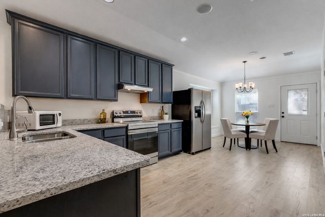 140 Eagle Vail, San Antonio, TX 78258