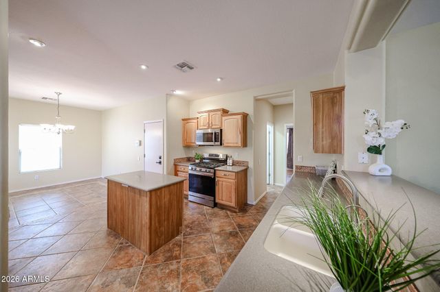17102 W SAGUARO Lane, Surprise, AZ 85388