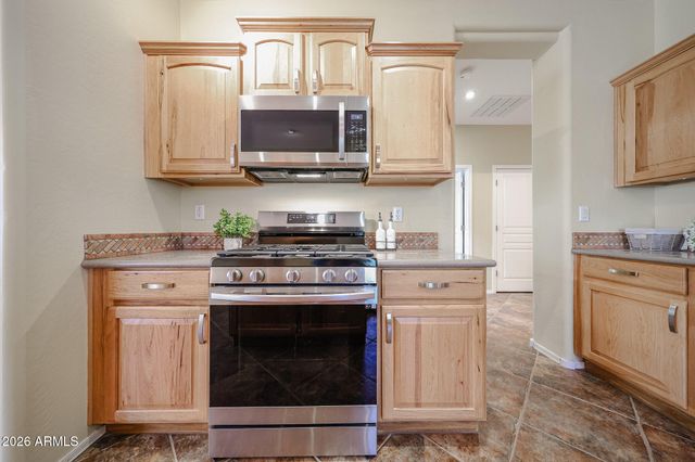 17102 W SAGUARO Lane, Surprise, AZ 85388