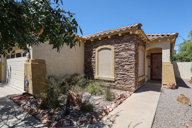 17102 W SAGUARO Lane, Surprise, AZ 85388