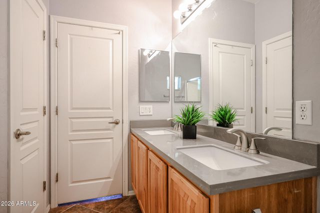 17102 W SAGUARO Lane, Surprise, AZ 85388