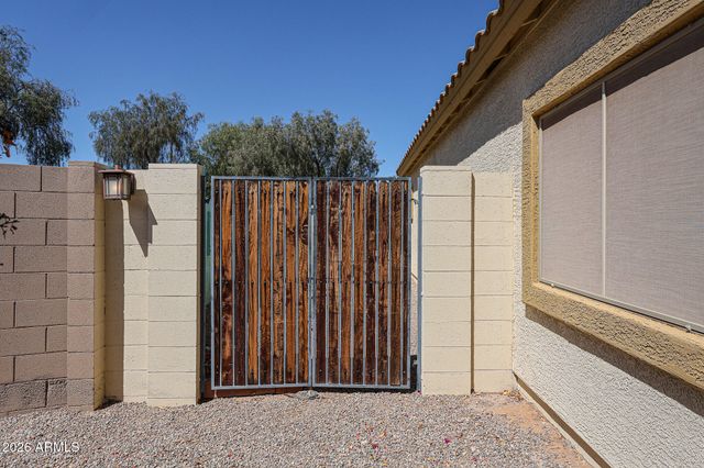 17102 W SAGUARO Lane, Surprise, AZ 85388