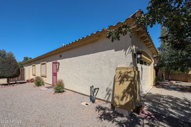 17102 W SAGUARO Lane, Surprise, AZ 85388