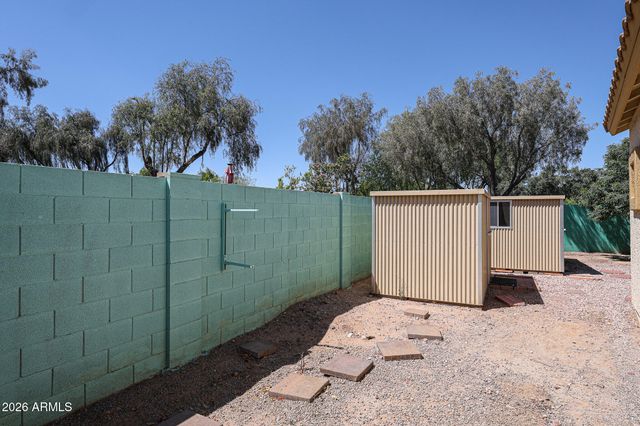 17102 W SAGUARO Lane, Surprise, AZ 85388