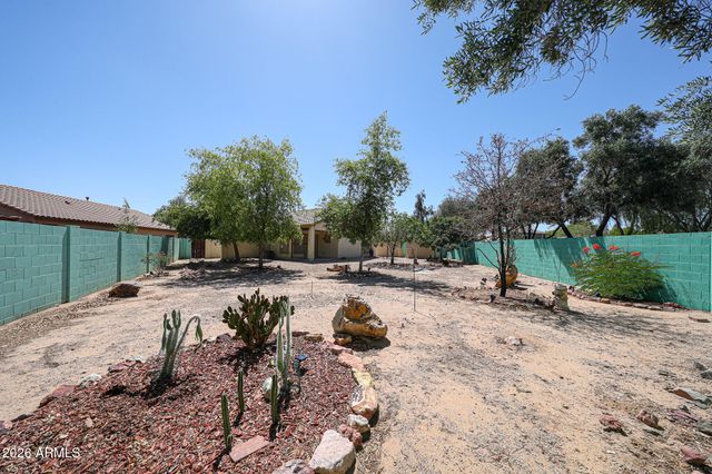 17102 W SAGUARO Lane, Surprise, AZ 85388