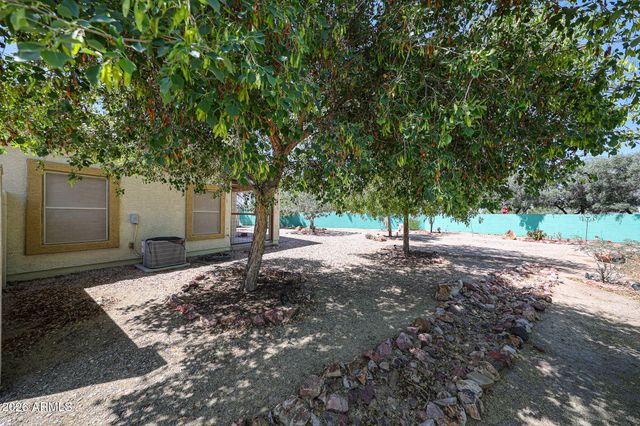17102 W SAGUARO Lane, Surprise, AZ 85388